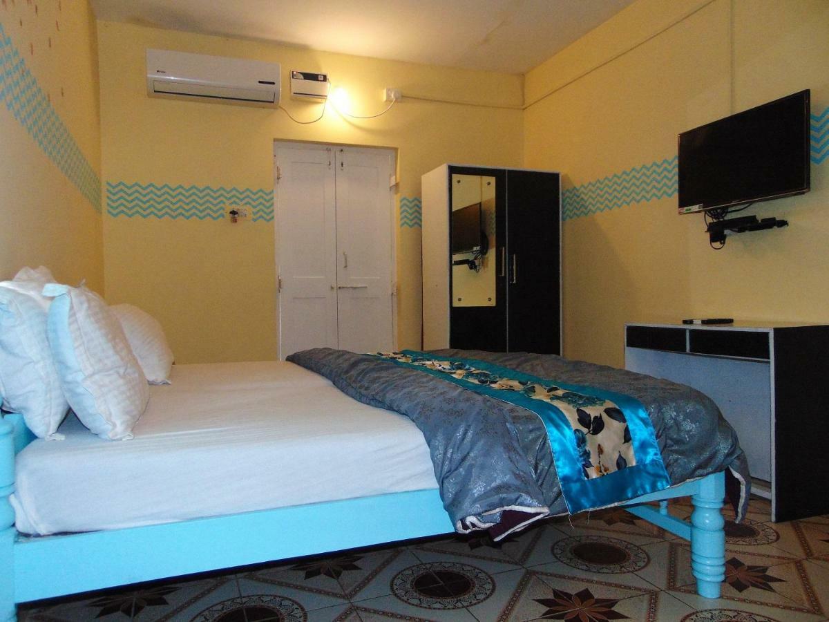 קלנגוטה Oceanic Pearl Beach Guest House מראה חיצוני תמונה